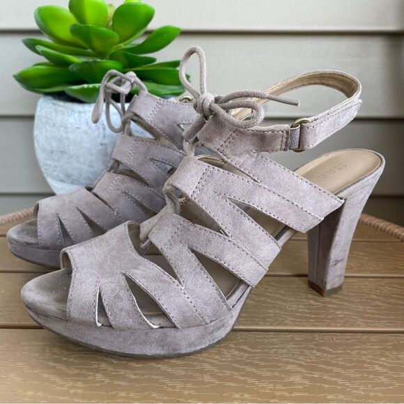 Naturalizer Kappa Peep Toe Heels Ankle Strap Faux Suede Sandals Women’s Size 6.5 - Picture 12 of 13